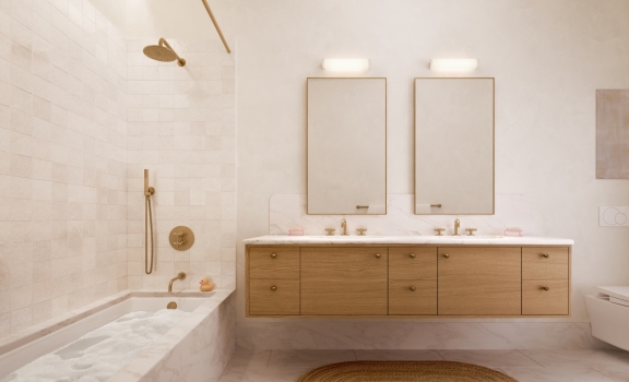 Secondary bathroom image